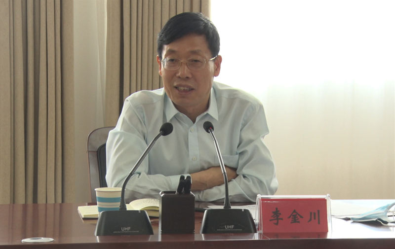 听取周口市政府工作汇报_副本.jpg